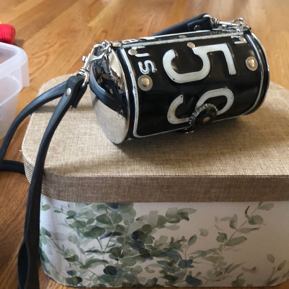 One of kind license plate purse - Picture 2 of 2